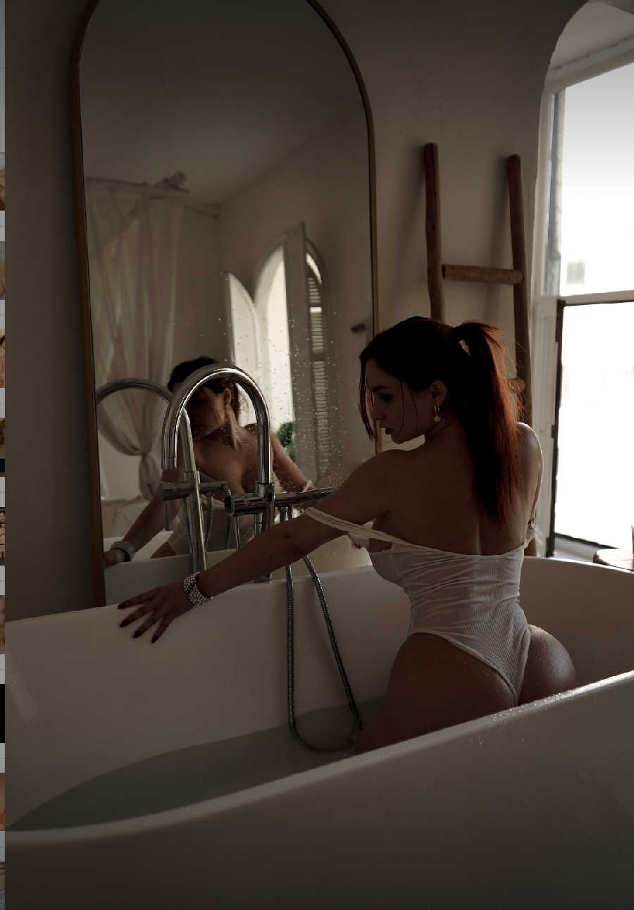 A playful frame from Miranda Faith nude — online in Changsha