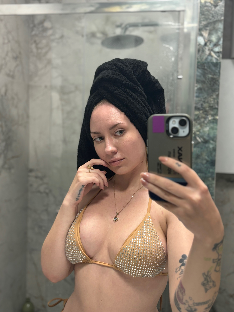 Nude girl KateV in Changsha