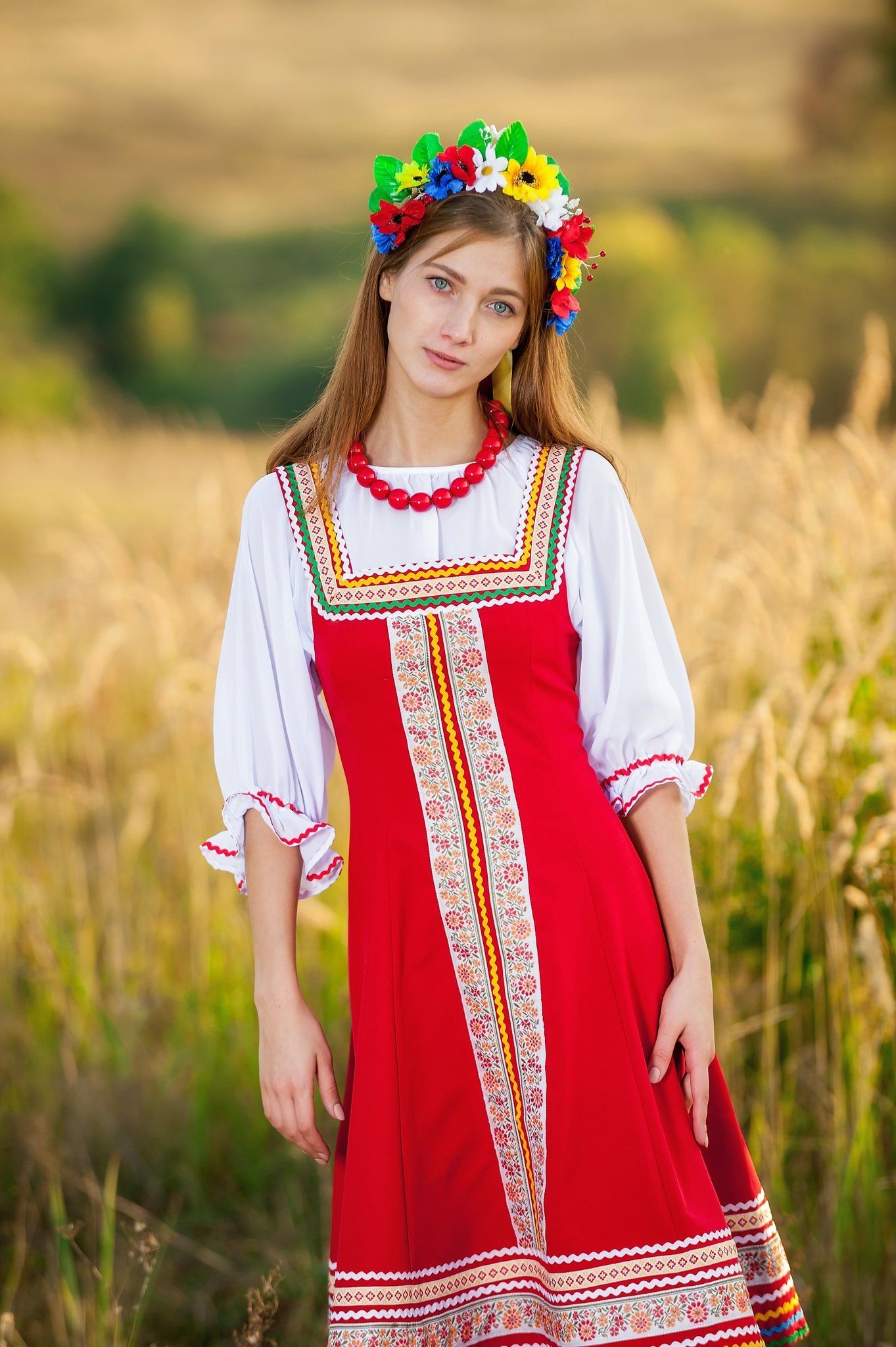 Women in Slavic costumes in Changsha — step in, relax, and chat live
