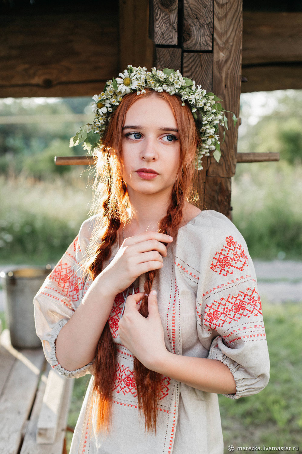 A playful frame from Girls in Slavic costumes — online in Changsha