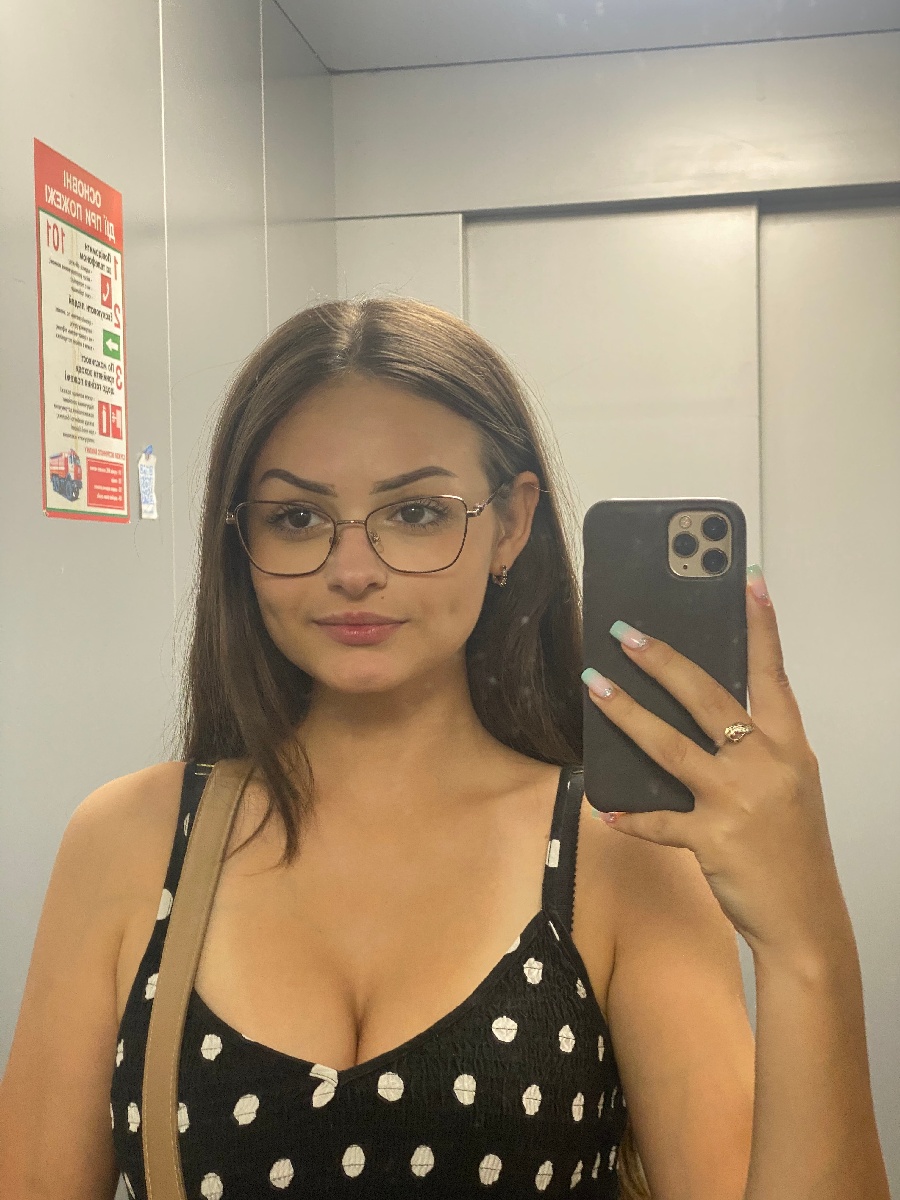 Sexy model Stacy in Changsha